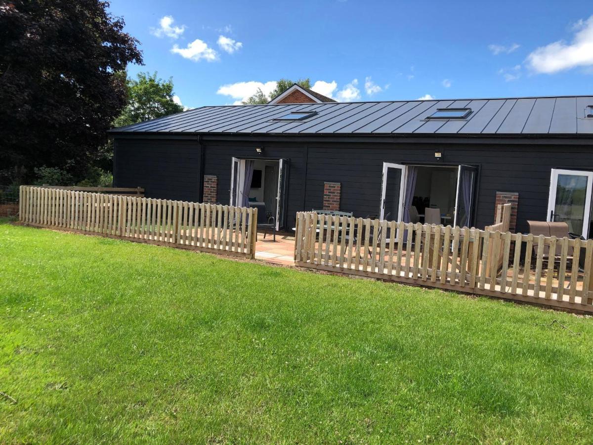 2 Barn Cottages Whitchurch  Exterior photo