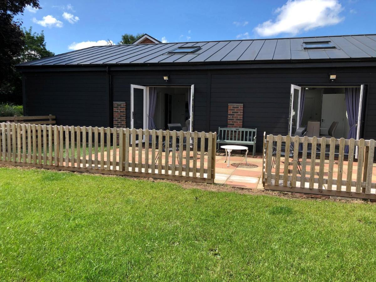 2 Barn Cottages Whitchurch  Exterior photo