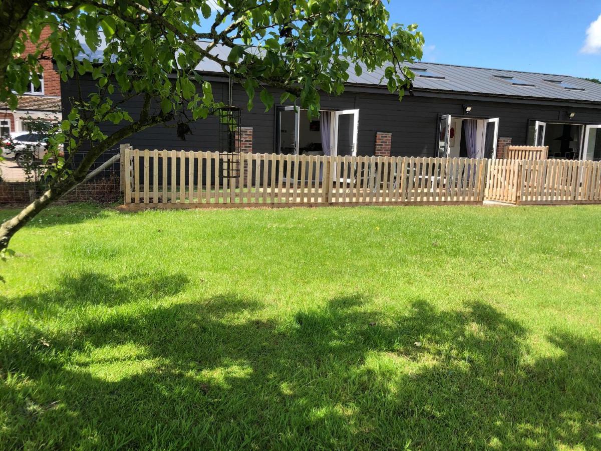 2 Barn Cottages Whitchurch  Exterior photo